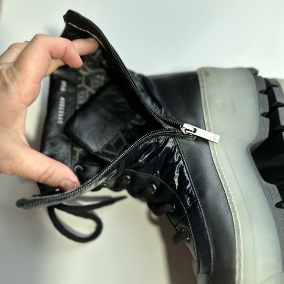 Aquatalia Aisa Recycled Nylon Leather Glossy Chunky Platform Eco Boots NWOT 9.5 - Picture 8 of 16